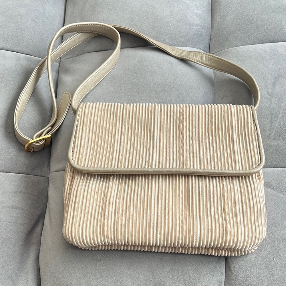 Vintage Cream Shoulder Bag